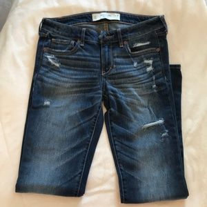 *Abercrombie & Fitch* Distressed Medium-Wash Jeans